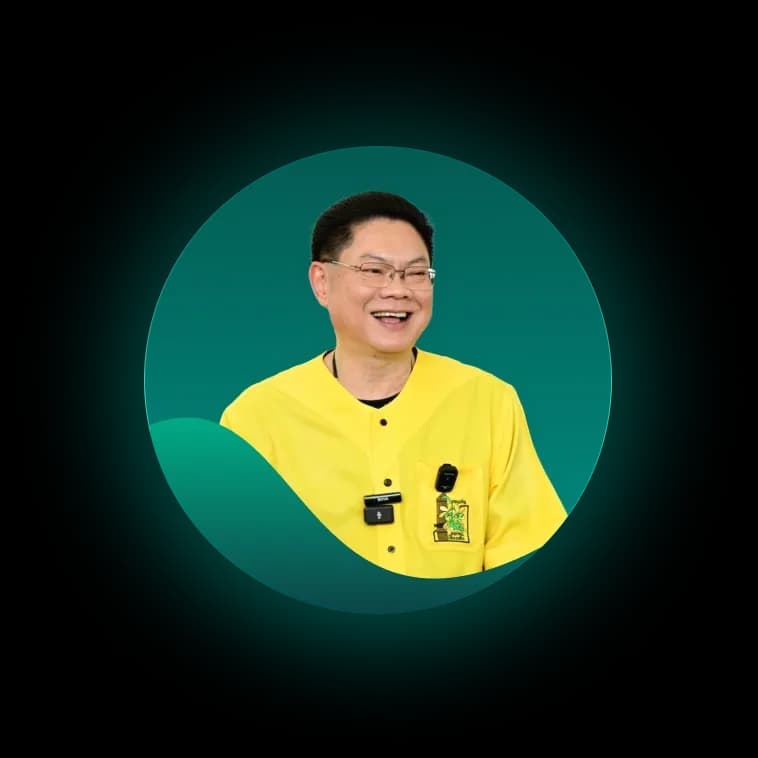 Teerasak Teekayuphan